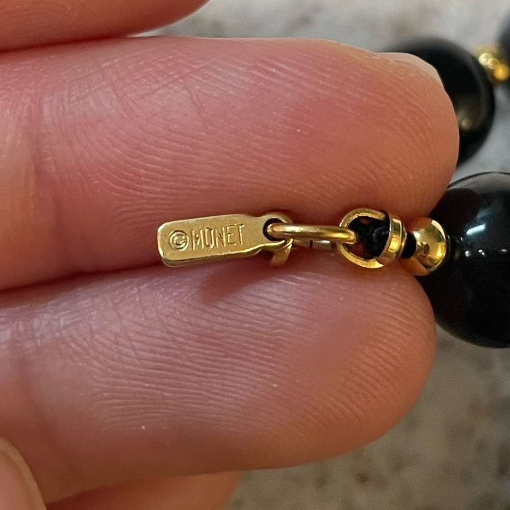 Vintage Monet Black and Gold Beaded Necklace - Picture 4 of 4